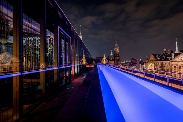 Le rooftop-lounge du W Amsterdam. DR