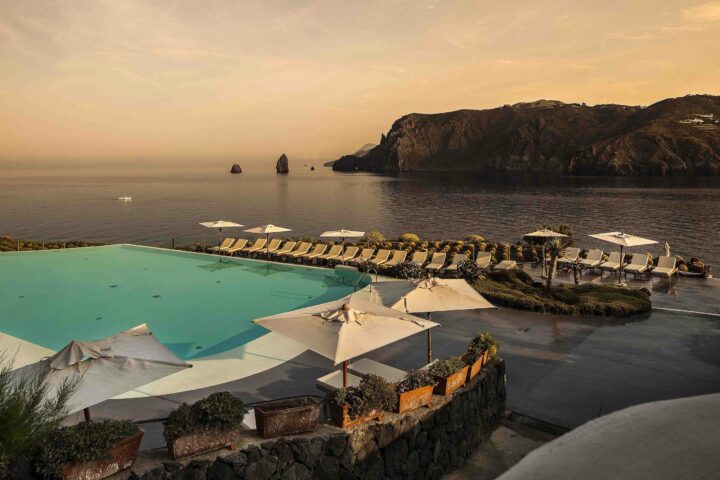 Therasia Resort Sea & Spa. DR