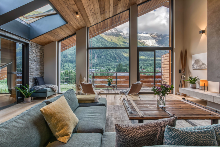 Chalet lecollectionist.com