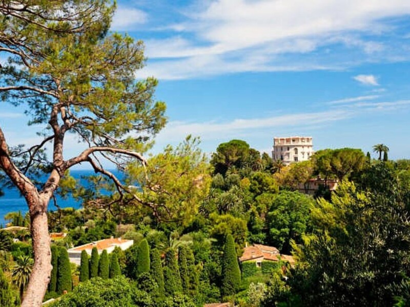 Louer une villa de luxe à St Tropez. DR